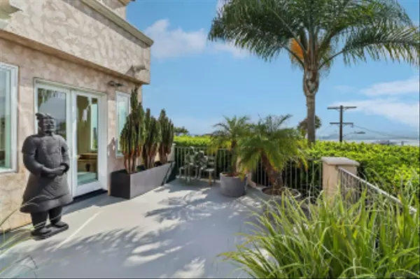 San Diego, CA 92103,1295 W Redwood St