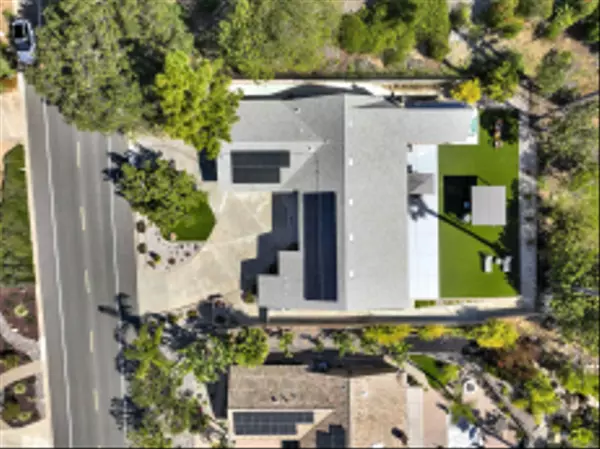 Poway, CA 92064,17351 Saint Andrews Dr