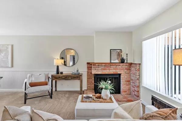 San Diego, CA 92104,4252 35th St #6