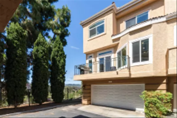 San Diego, CA 92122,7132 Calabria Ct A