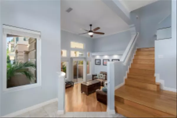 San Diego, CA 92122,7132 Calabria Ct A