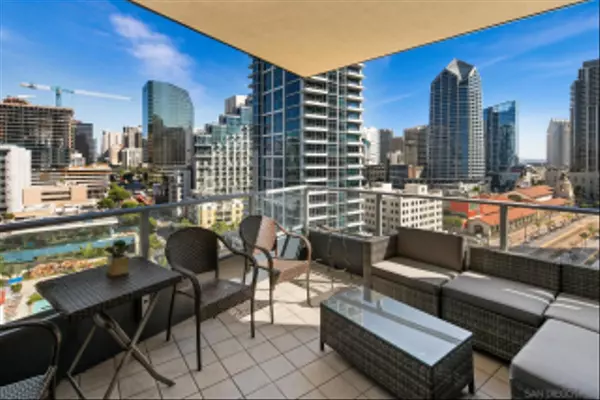 1325 Pacific Hwy #1304, San Diego, CA 92101