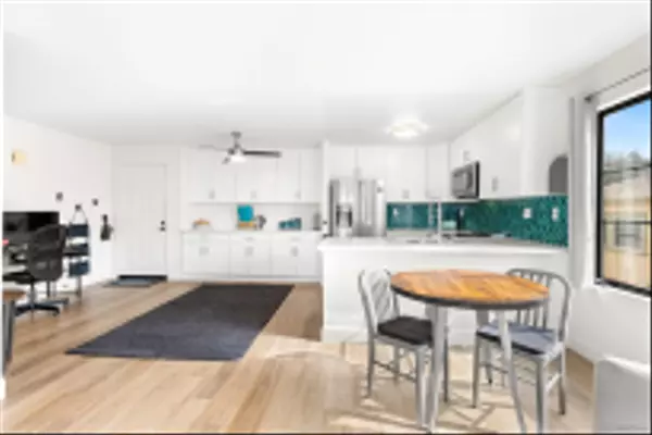 San Diego, CA 92116,4545 Arizona St #101