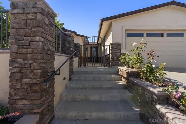 San Diego, CA 92122,7056 Haworth St