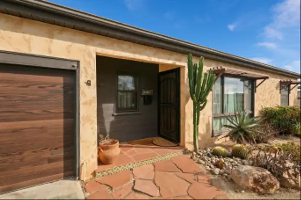 San Diego, CA 92117,4407 Dakota Drive