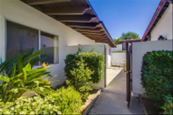 San Diego, CA 92128,16577 Caminito Vecinos #16