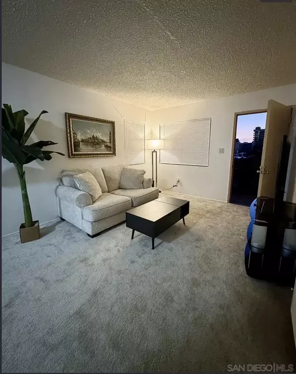 National City, CA 91950,725-739 B Ave