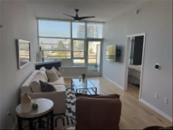 San Diego, CA 92103,475 Redwood #509