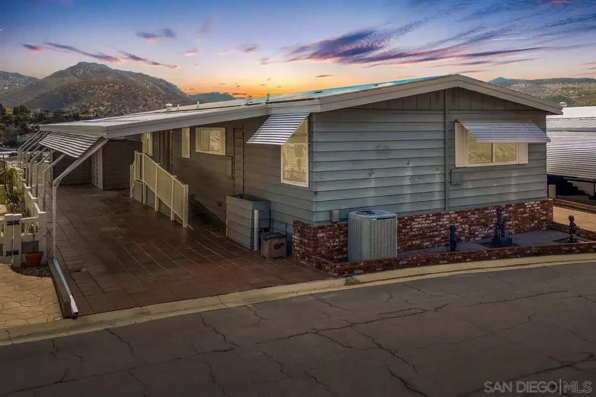 Lakeside, CA 92040,9500 Harritt Rd #SPC 190