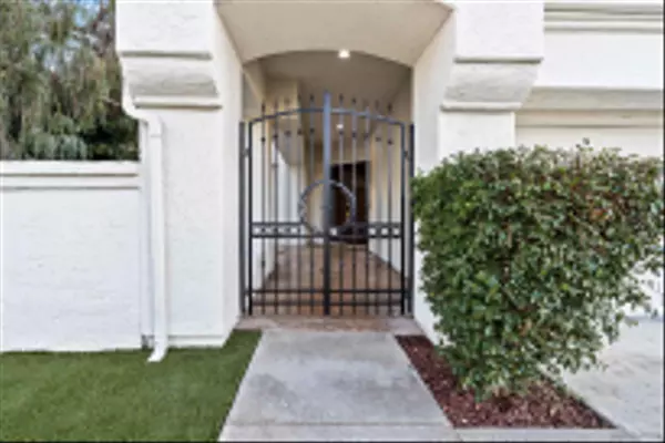 Oceanside, CA 92056,4943 Marin Dr