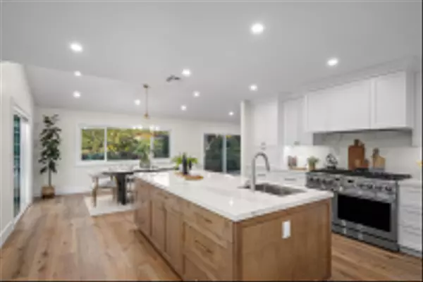La Mesa, CA 91941,1 Lake Helix Dr