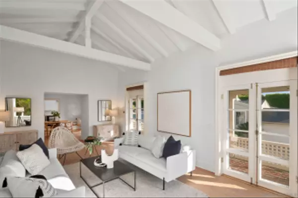 La Jolla, CA 92037,346 Dunemere Dr