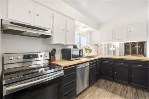 Santee, CA 92071,10313 Princess Marcie Dr