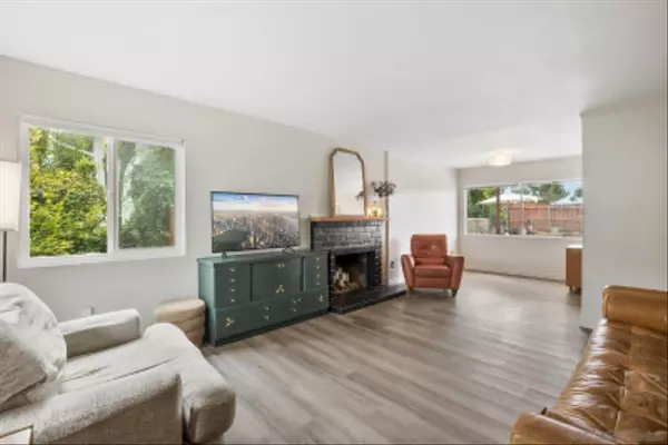 Santee, CA 92071,10313 Princess Marcie Dr