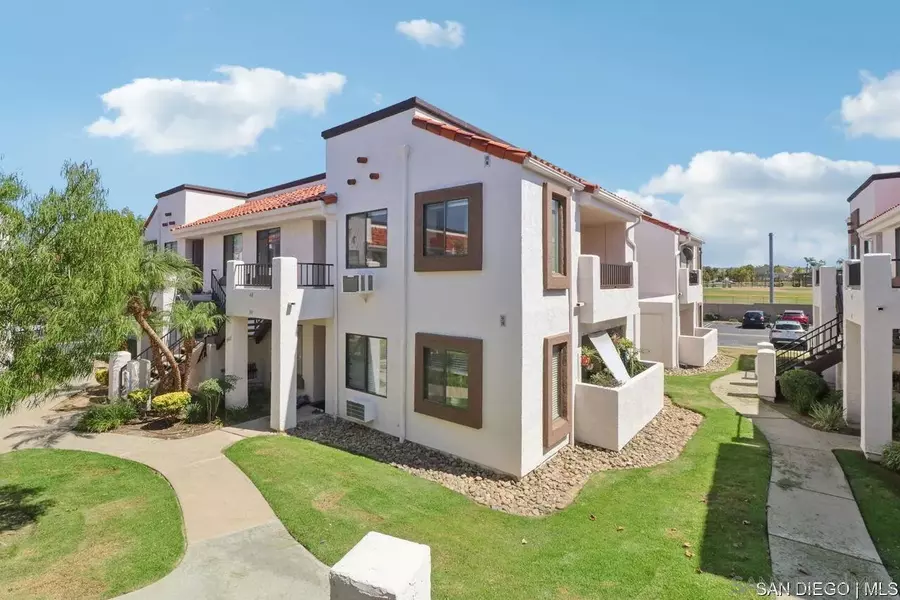 8485 Westmore RD #APT 40, San Diego, CA 92126