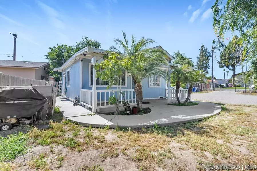 108 East Dr, Vista, CA 92083