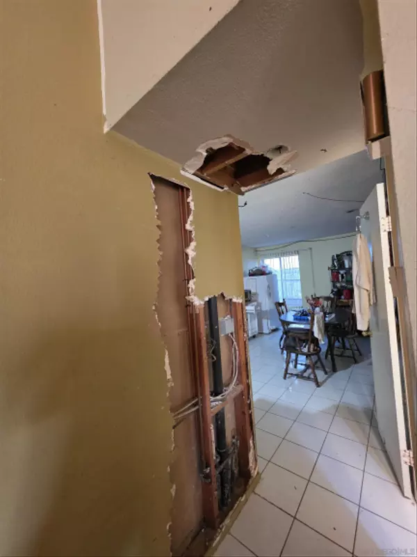 San Diego, CA 92154,1323 Cornet Pl