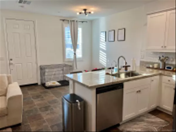 Winchester, CA 92596,34495 Agave Dr #23104