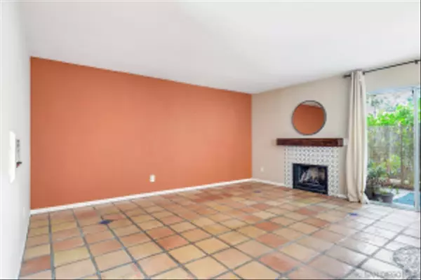 Solana Beach, CA 92075,930 Via Mil Cumbres #141