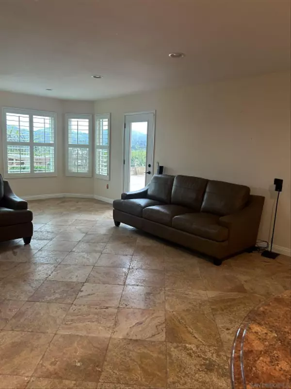 Sd, CA 92128,16521 Calle Pulido