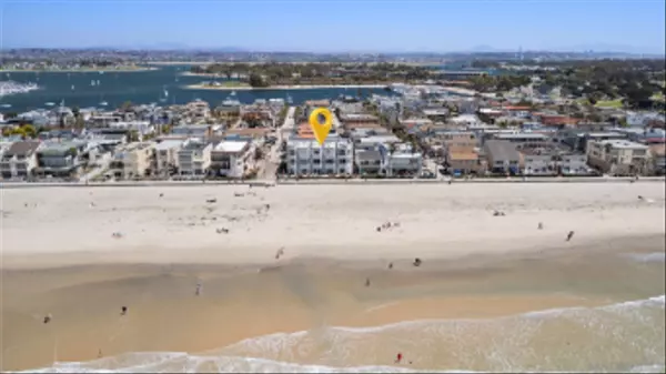 San Diego, CA 92109,3285 Ocean Front Walk #3