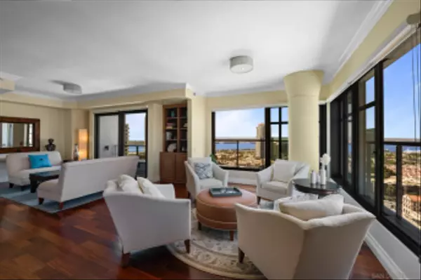 San Diego, CA 92101,645 Front St #2002