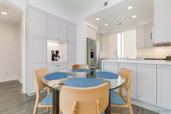 Chula Vista, CA 91913,1873 Fargo Ln #4