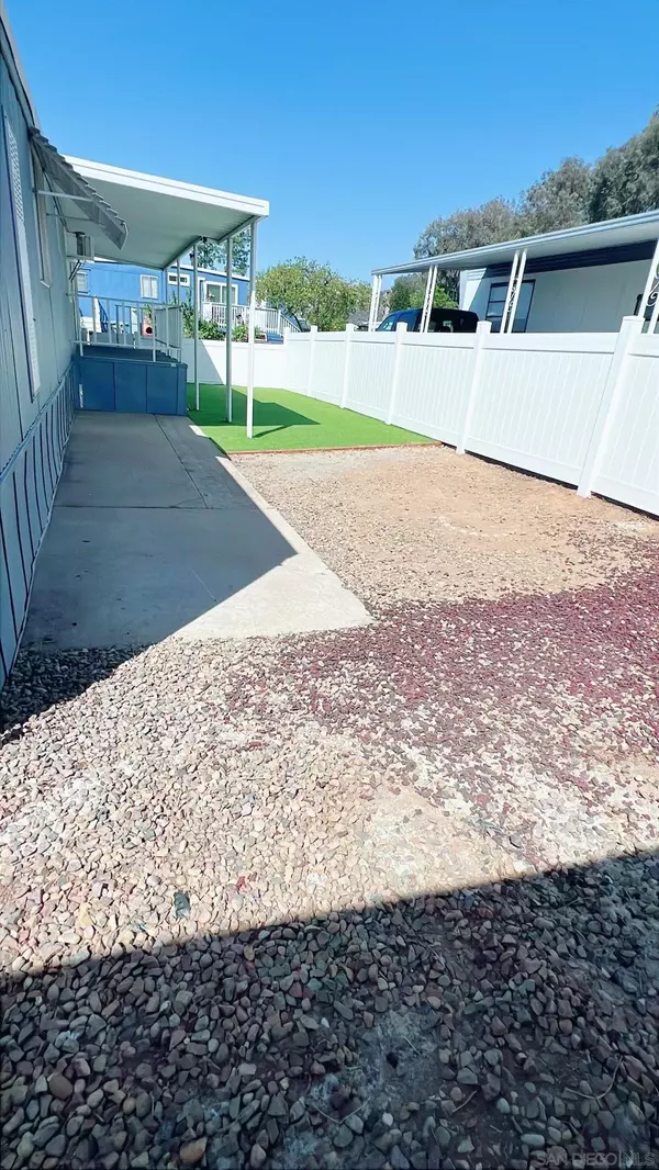 El Cajon, CA 92021,351 E Bradley ##40