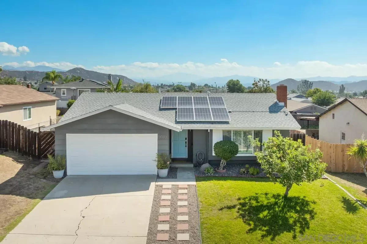 Santee, CA 92071,10113 Gem Tree Way