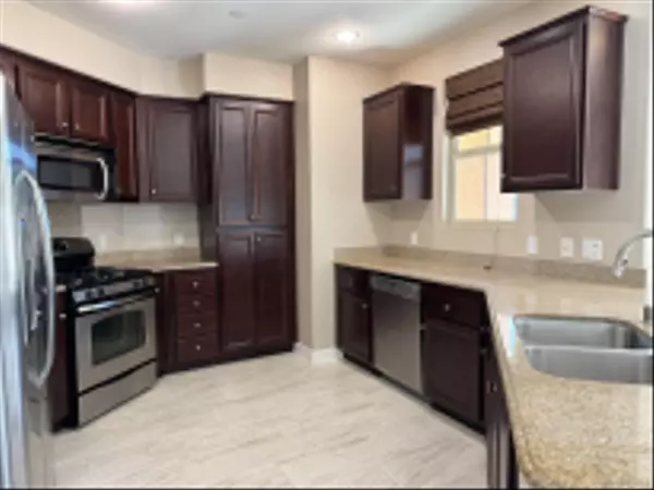 San Diego, CA 92126,11130 Taloncrest Way #13