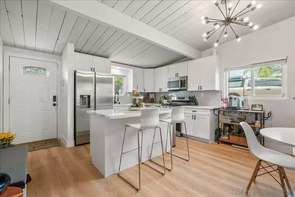 Spring Valley, CA 91977,861 Paraiso Ave