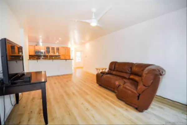 Imperial Beach, CA 91932,1111 Seacoast Drive #3