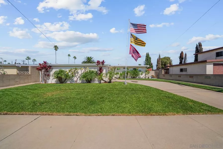 718 Oneonta Ave, Imperial Beach, CA 91932