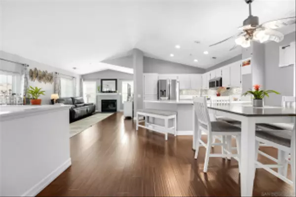 Santee, CA 92071,113 River Rock Ct