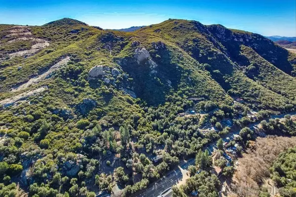 Descanso, CA 91916,00 Highway 80 #B