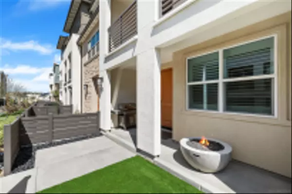 Chula Vista, CA 91911,782 Vada St #4