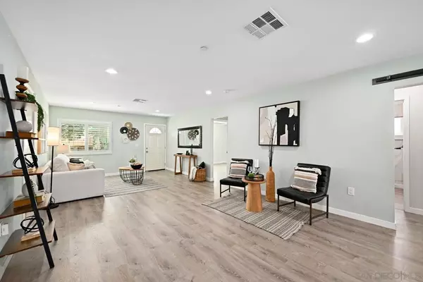 Spring Valley, CA 91977,8920 King Michael Ct