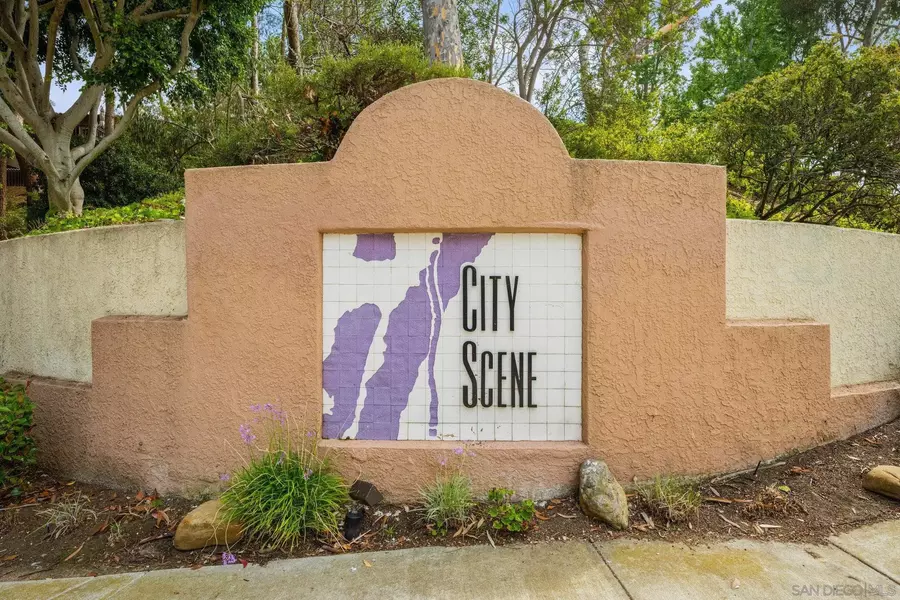 7283 Camino Degrazia #11, San Diego, CA 92111