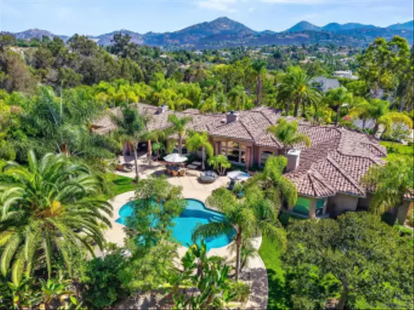 13570 Summit Cir., Poway, CA 92064