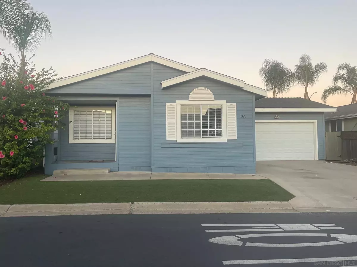El Cajon, CA 92021,15935 Spring Oaks Rd #38