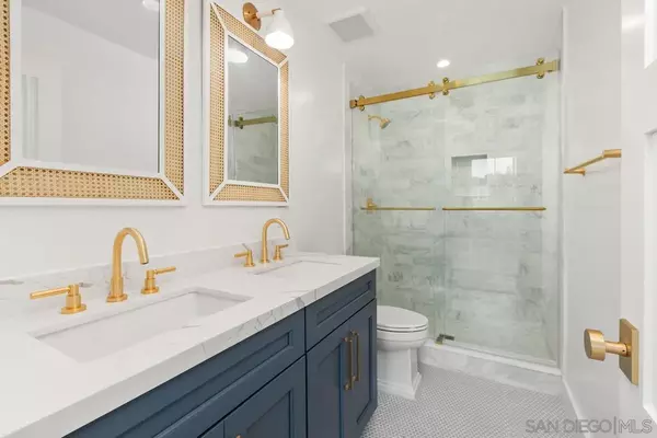 Coronado, CA 92118,549 Orange Ave