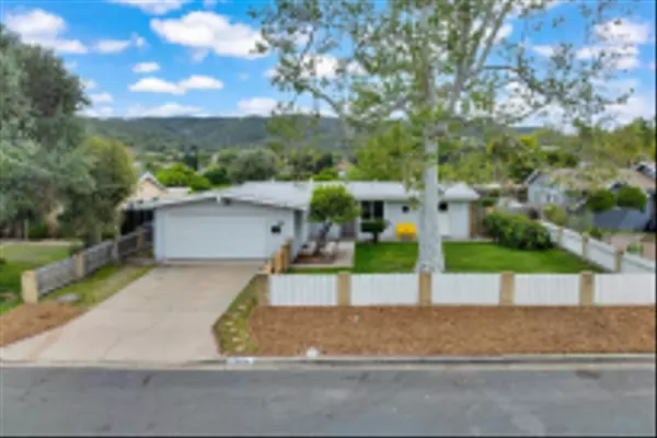 Poway, CA 92064,13834 Tobiasson Rd
