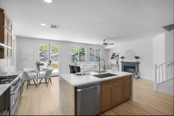 Oceanside, CA 92057,1120 Parkview Dr