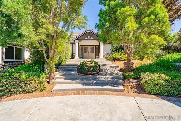 Fallbrook, CA 92028,2114 Vista Valle Verde Dr