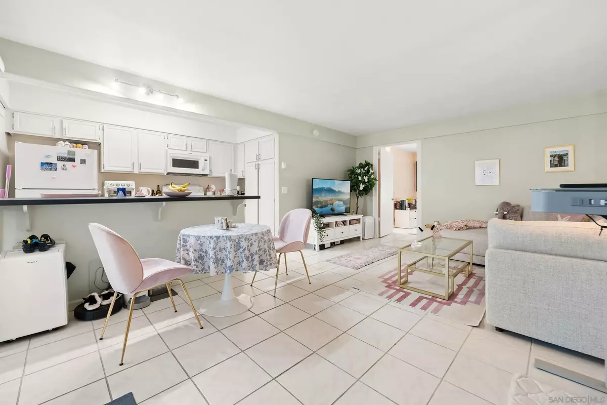 San Diego, CA 92103,4319 5Th Ave