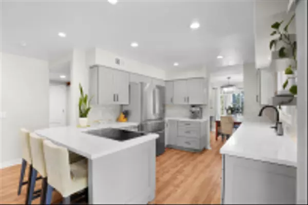 9546 Sage Hill Way, Escondido, CA 92026