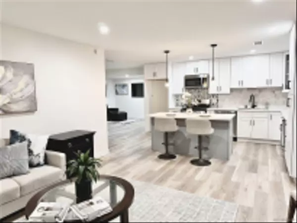 Rancho Bernardo, CA 92128,16731 Acena Dr.