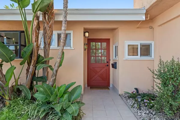 San Diego, CA 92117,4695 Mount Armet Dr