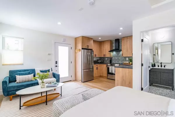 San Diego, CA 92103,725 Pennsylvania Ave #731