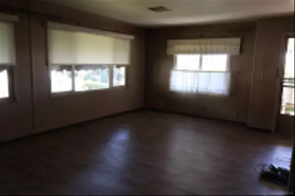 Fallbrook, CA 92028,4747 OAK CREST #48